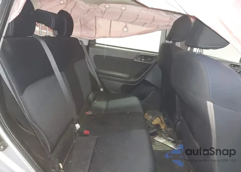 2017 Subaru Forester 2.5I z USA, uszkodzony, nr VIN JF2SJAACXHG490987